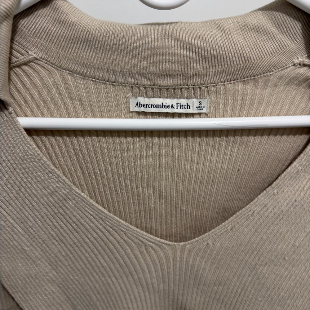 Abercrombie & Fitch Taupe Ribbed Knit Top